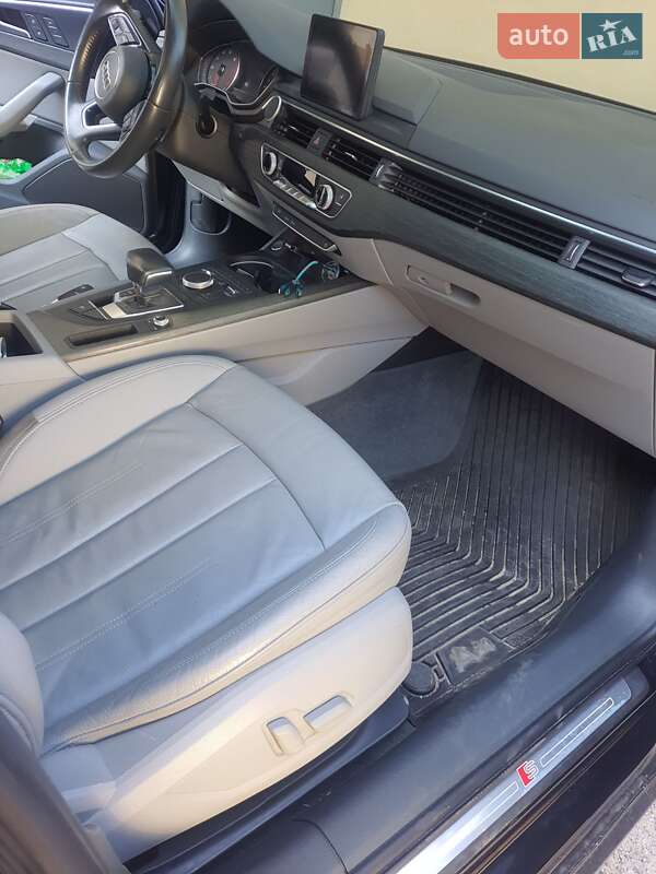 Седан Audi A4 2018 в Харькове