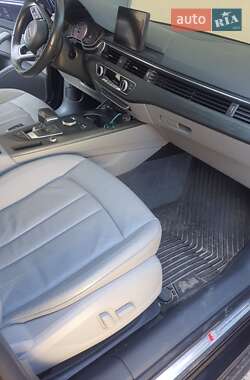 Седан Audi A4 2018 в 