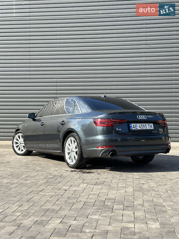 Седан Audi A4 2017 в Кривом Роге