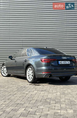 Седан Audi A4 2017 в 