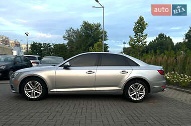 Седан Audi A4 2016 в 