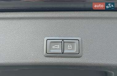 Универсал Audi A4 2022 в 