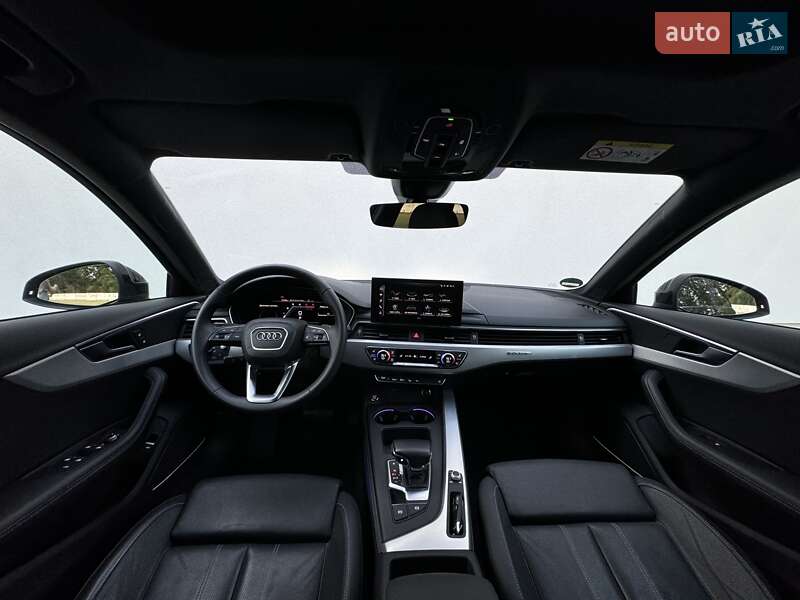 Універсал Audi A4 2022 в Луцьку