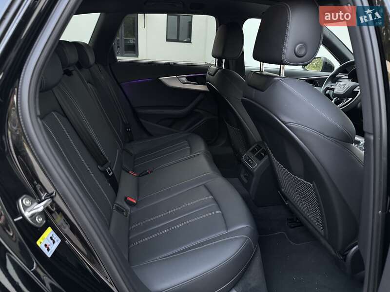 Універсал Audi A4 2022 в Луцьку