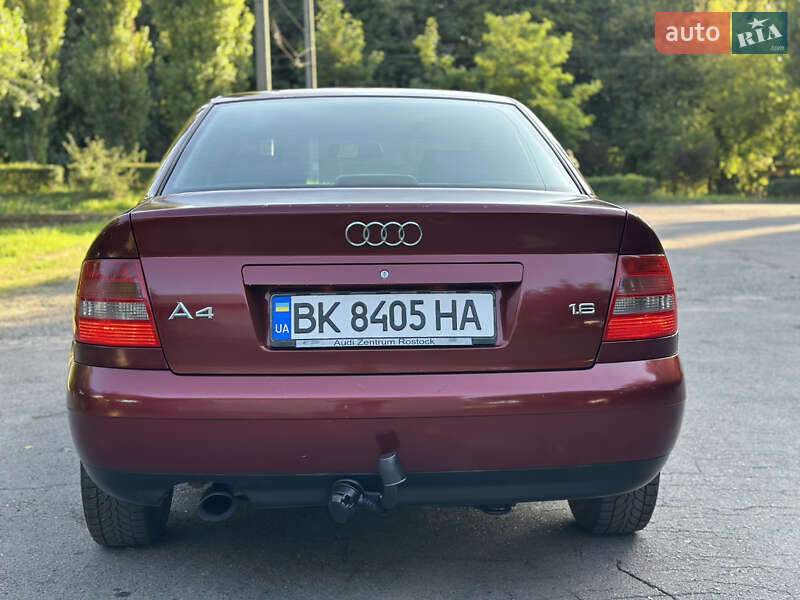 Седан Audi A4 1999 в Ровно