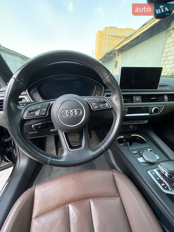 Седан Audi A4 2016 в Днепре