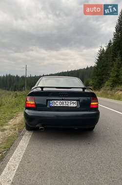 Седан Audi A4 1995 в 
