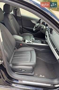Седан Audi A4 2019 в 