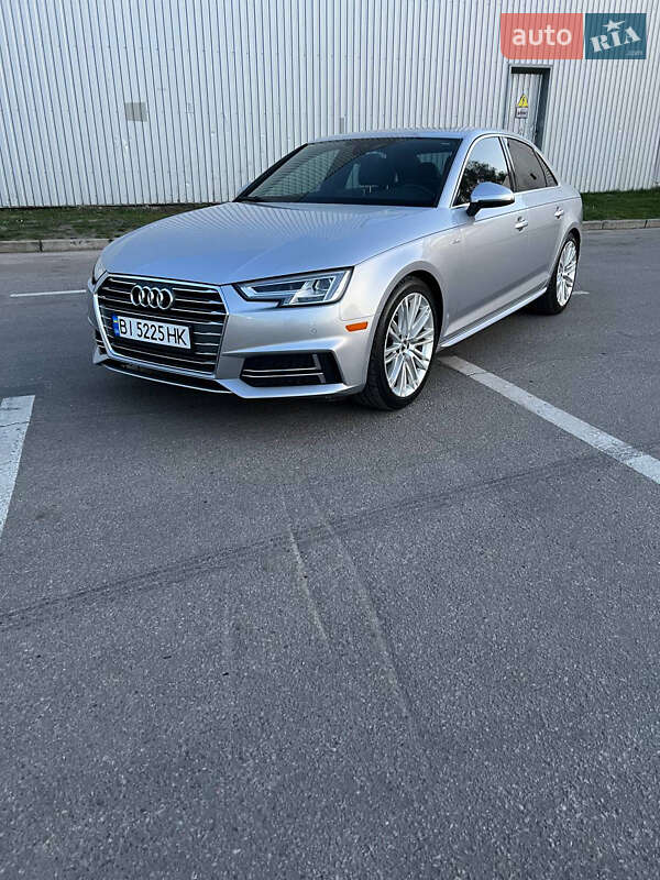 Седан Audi A4 2016 в Полтаві