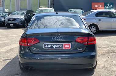 Седан Audi A4 2010 в 