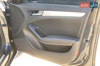 Седан Audi A4 2010 в 