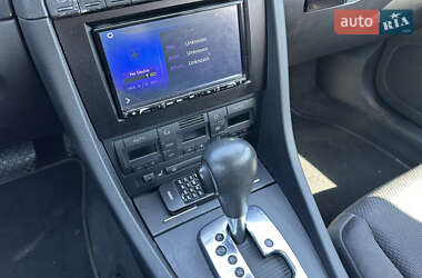 Седан Audi A4 2004 в 