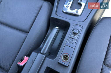 Седан Audi A4 2004 в 