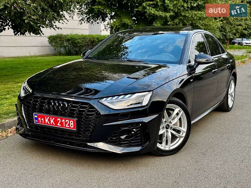 Седан Audi A4 2021 в Киеве