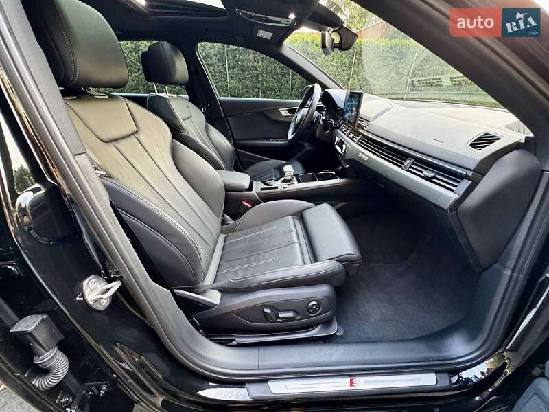 Седан Audi A4 2021 в Киеве