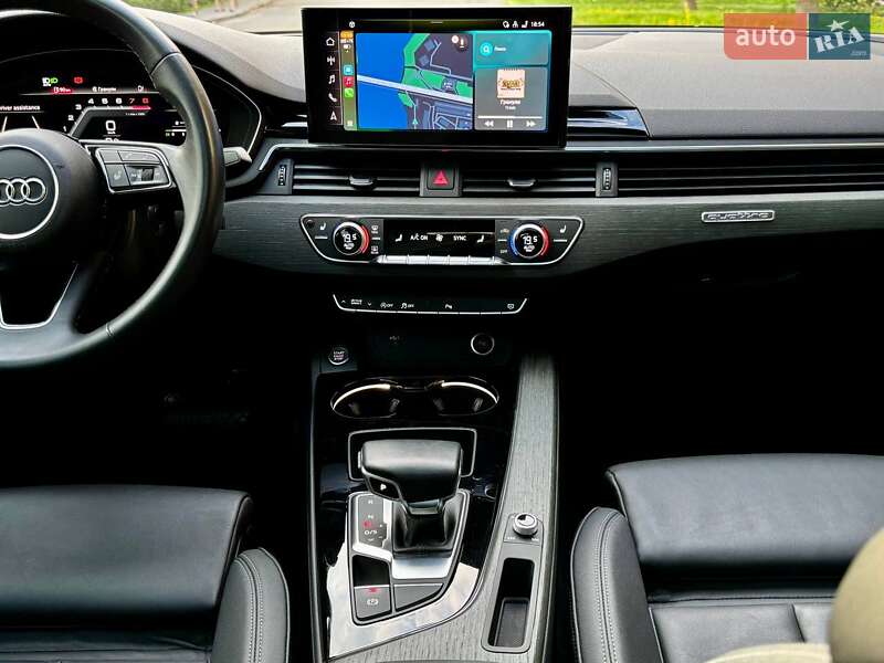 Седан Audi A4 2021 в Киеве
