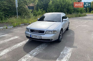Седан Audi A4 1999 в 