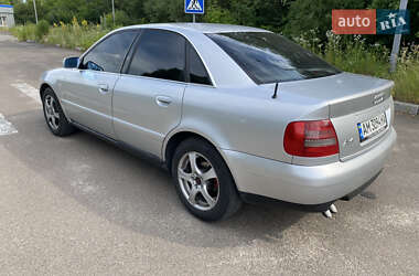 Седан Audi A4 1999 в 