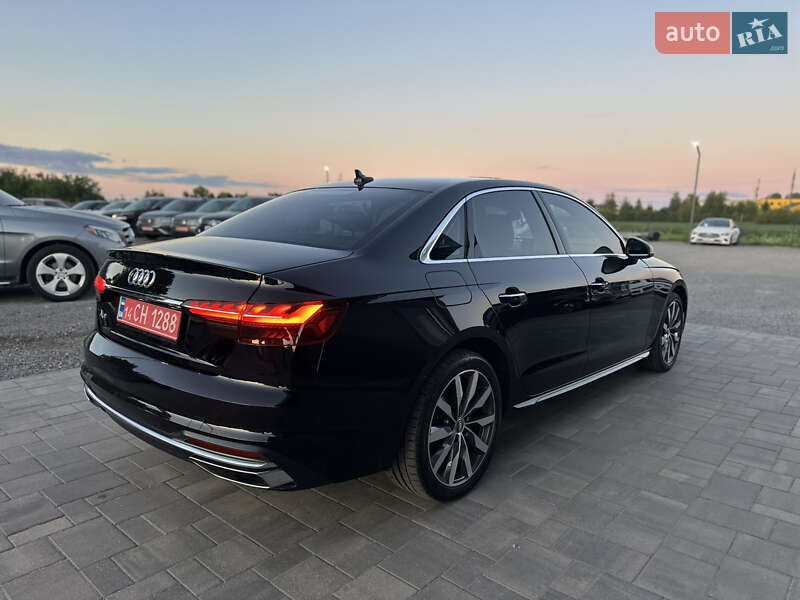 Седан Audi A4 2020 в Ровно