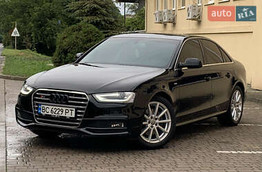 Седан Audi A4 2014 в 