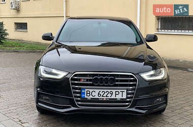 Седан Audi A4 2014 в 
