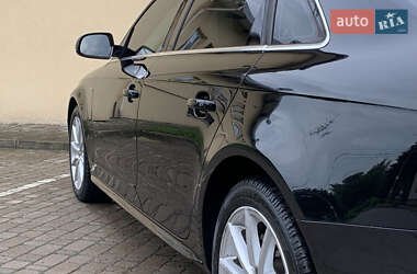 Седан Audi A4 2014 в 