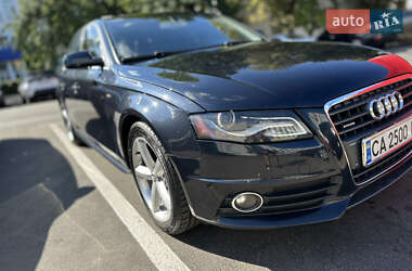 Седан Audi A4 2012 в 
