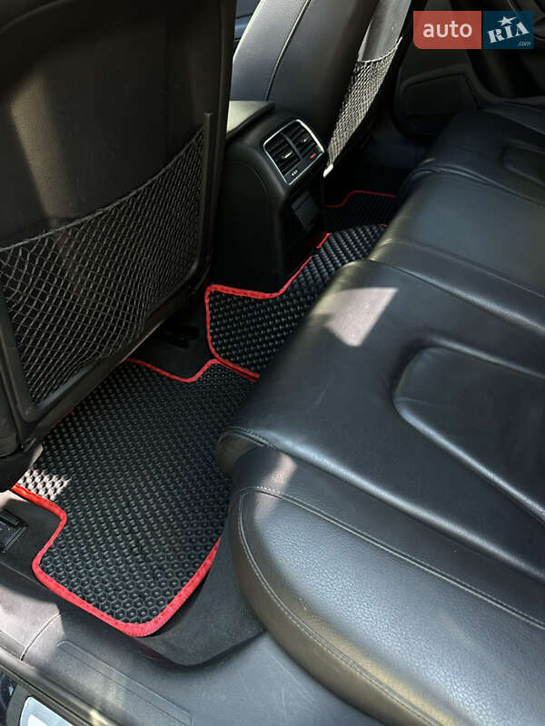 Седан Audi A4 2012 в Черкассах