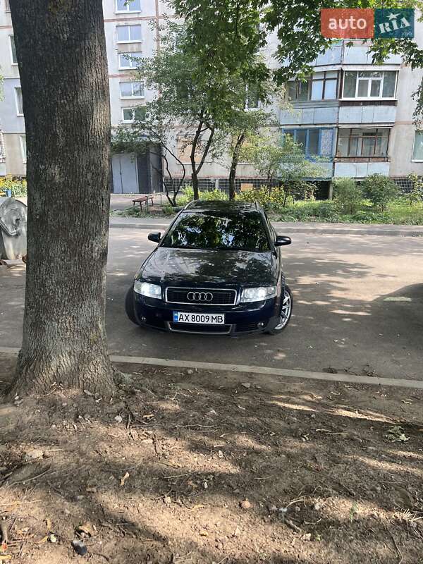 Универсал Audi A4 2003 в 