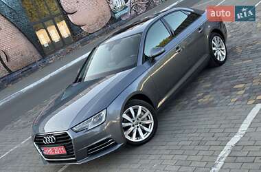Седан Audi A4 2017 в 