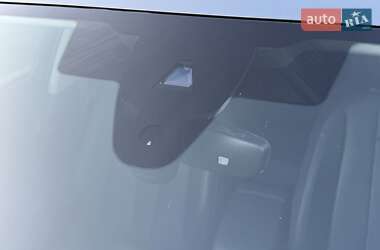 Седан Audi A4 2017 в 