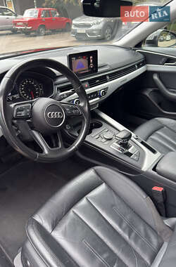 Седан Audi A4 2016 в 