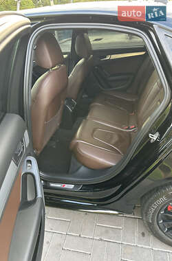 Седан Audi A4 2014 в 