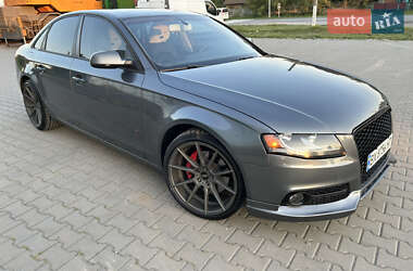 Седан Audi A4 2012 в 