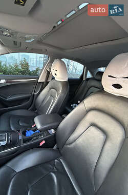 Седан Audi A4 2012 в 