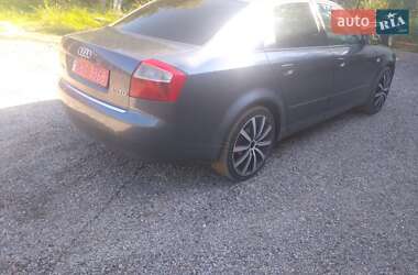 Седан Audi A4 2001 в Коростене