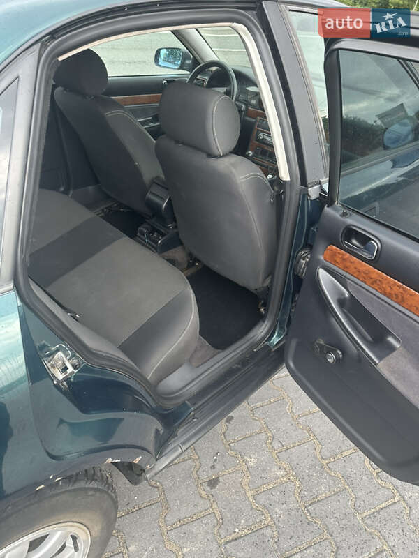 Седан Audi A4 1996 в Тернополе