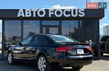 Седан Audi A4 2011 в 