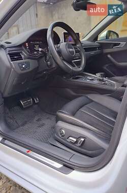 Седан Audi A4 2016 в 