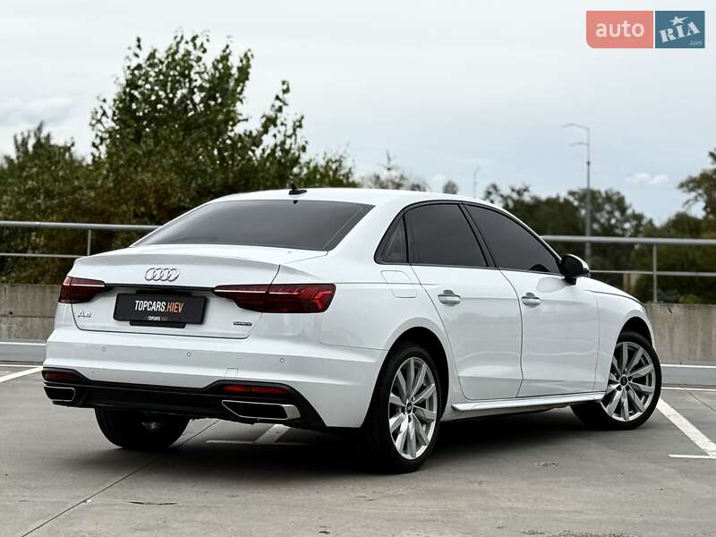 Седан Audi A4 2021 в Киеве