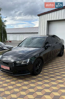 Седан Audi A4 2017 в Полтаве