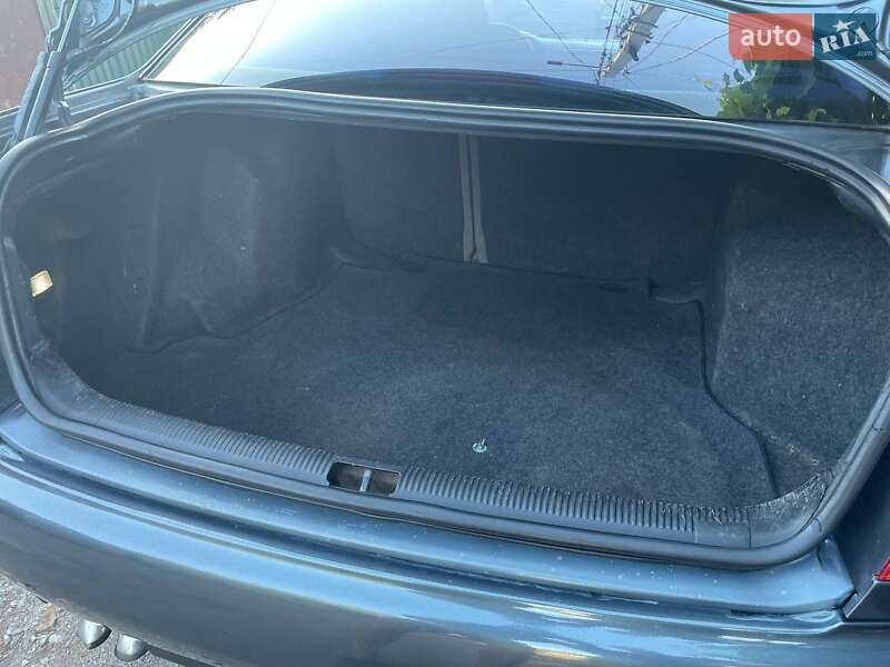 Седан Audi A4 1995 в Житомире