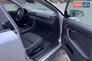 Седан Audi A4 2002 в 