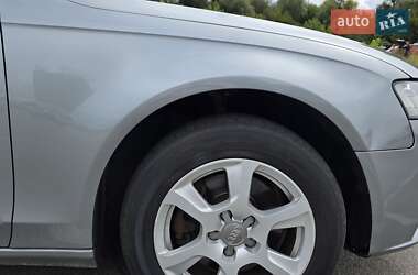 Седан Audi A4 2009 в 