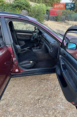 Универсал Audi A4 1998 в 