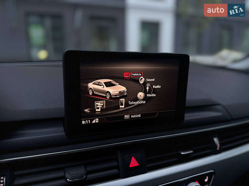 Седан Audi A4 2017 в Ровно