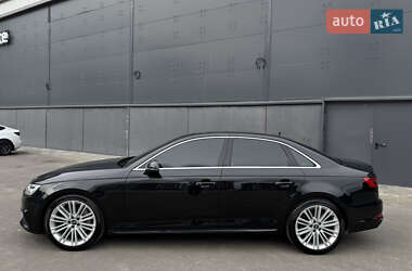 Седан Audi A4 2016 в 
