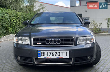 Седан Audi A4 2002 в 