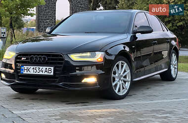Седан Audi A4 2014 в 