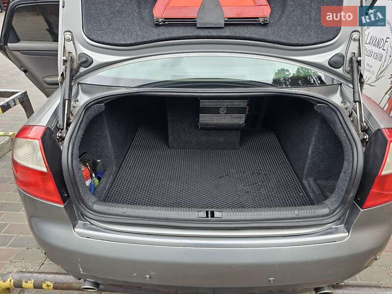 Седан Audi A4 2003 в Черкассах